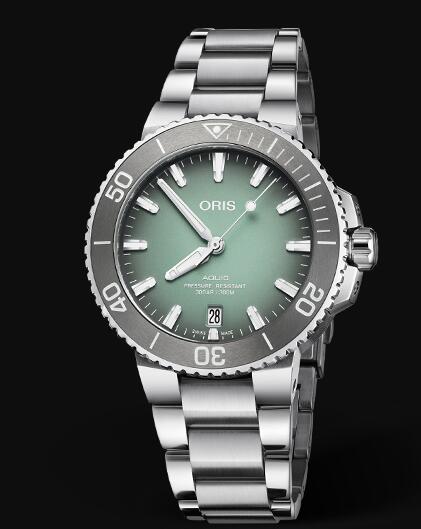 Review Oris Aquis Date 39.5mm Replica Watch 01 733 7732 4137-07 8 21 05PEB